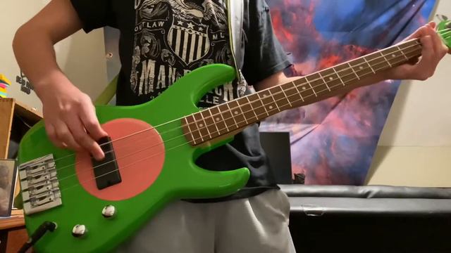 # 1: In Bloom-Nirvana Bass Cover смотреть онлайн