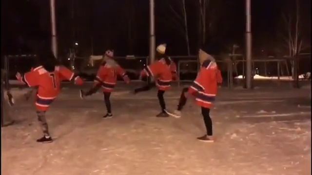 Группа поддержки ХК «Юность» Зеленогорск