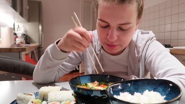 Эта качалка усыпит любого малыша / Заказала кружки/ Пробую местные рестораны / Откровения перед сно смотреть онлайн