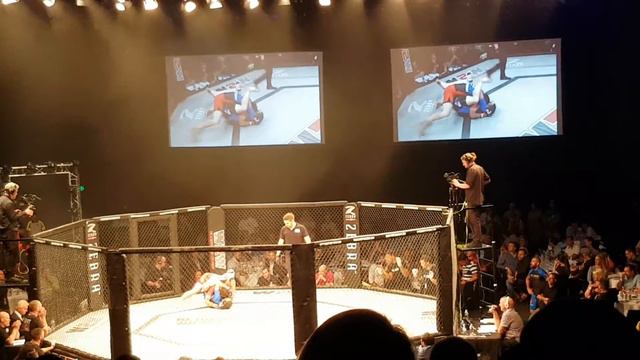 Wimp 2 Warrior Sydney - Walter Dean vs. Mitch Hunter смотреть онлайн