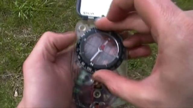 Using a Compass to Find Direction смотреть онлайн