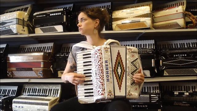 HANLATII - Hohner Anacleto Latino II MM 72 смотреть онлайн