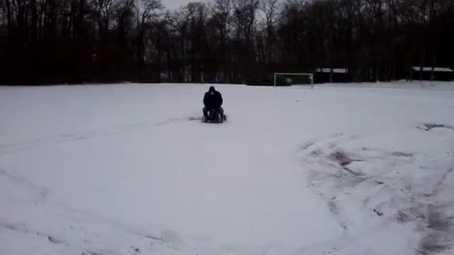 Funny Bullride auf Bierkiste.mp4 смотреть онлайн