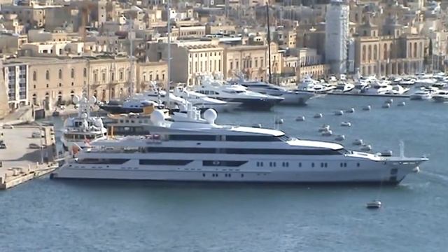 Набережная Валетты. Перед залпом. смотреть онлайн