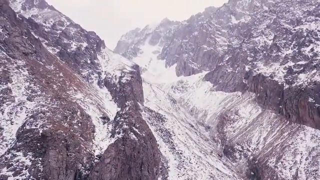 Кыргызстан. Ала-Арча. Водопад. смотреть онлайн