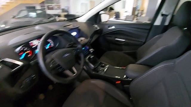 Ford Kuga 2017' 2.0 Diesel 150 KM AWD смотреть онлайн