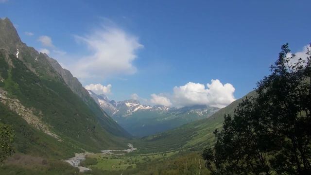 Незабываемое путешествие на Чучхурские водопады. Домбай смотреть онлайн