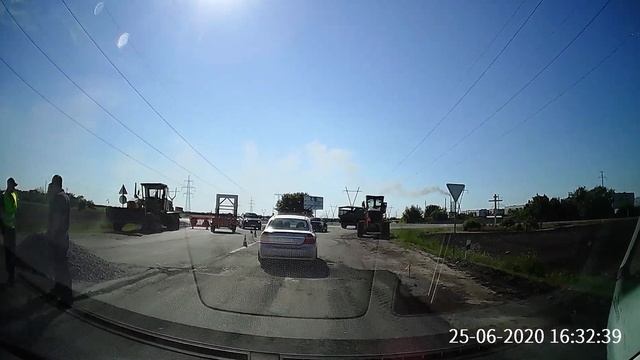 70mai 1S Dash Camera. A recording sample in bright light condition. смотреть онлайн