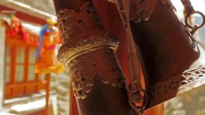 What connects people's hearts.