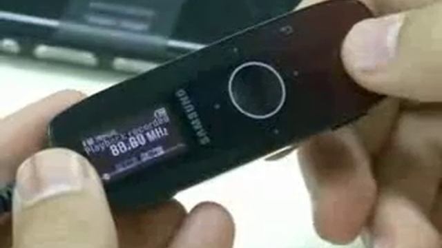 Hier ist ein wirklicher MP3 Player, der U4! смотреть онлайн