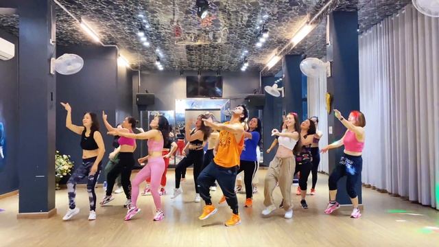 Daddy Cool Zumba | Boney M | Dance Fitness | 90s Disco Song | Old Is Gold смотреть онлайн