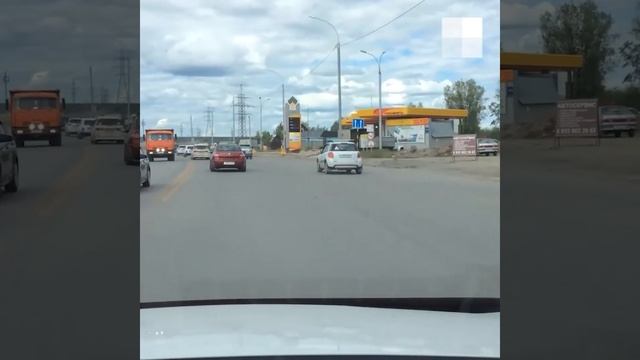 Новосибирск: перекресток после ремонта – волны и провалы смотреть онлайн