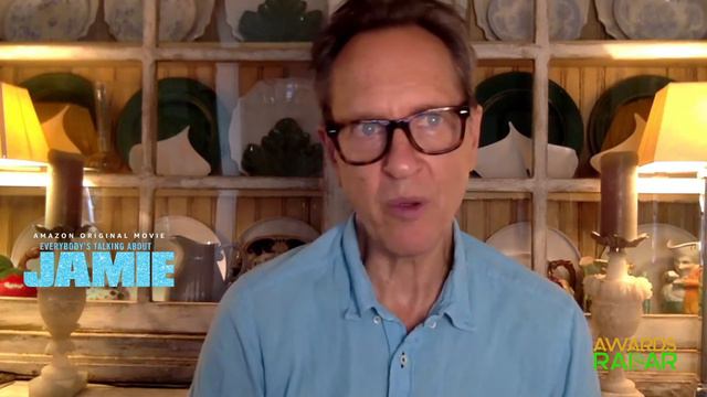 Richard E. Grant Talks About His Career and 'Jamie' смотреть онлайн