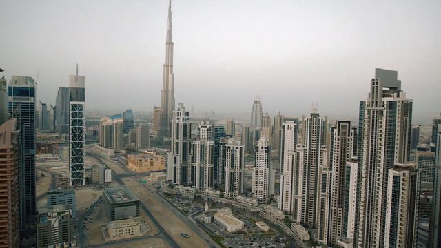 Dubai : Aloft смотреть онлайн