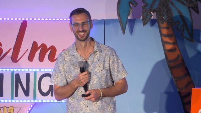 Ronny's Presentation at Canva's Season Opener смотреть онлайн