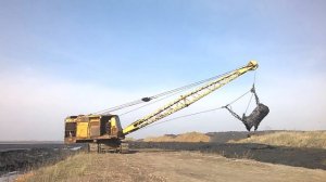 Драглайн ЭО 5111Б в работе