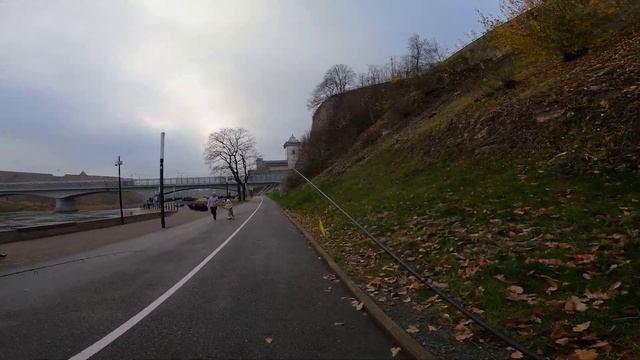 Рыбалка с братом на лосося на речке Нарова в городе Нарва.Советы опытного рыбака в конце рыбалки. смотреть онлайн