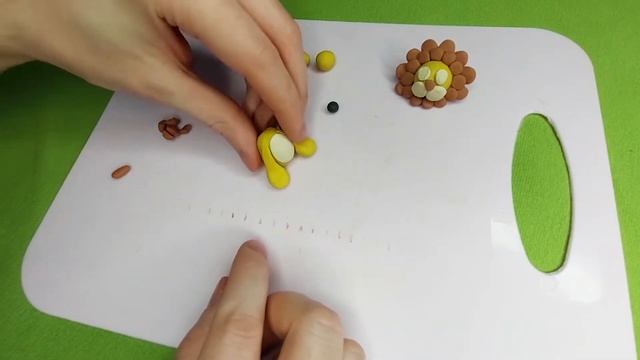 ЛЬВЕНОК из пластилина пошаговая лепка/ LION from plasticine step-by-step modeling смотреть онлайн