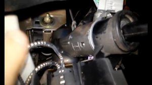 Снятие замка зажигания ""Застрял ключ в замке зажигания"" Пежо 406