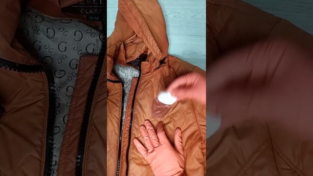 Как вывести ЖИРНОЕ ПЯТНО с куртки или пуховика? Рабочий способ! смотреть онлайн