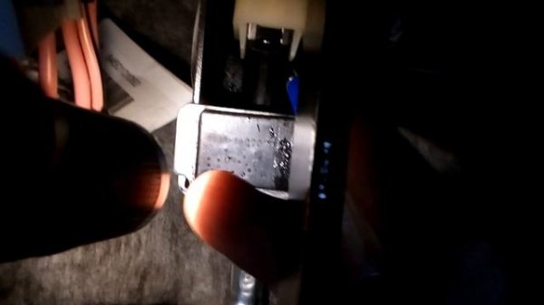 ЛАДА ГРАНТА ЩЕЛКАЕТ ПЕДАЛЬ СЦЕПЛЕНИЯ - (часть2 проблема обнаружена!)