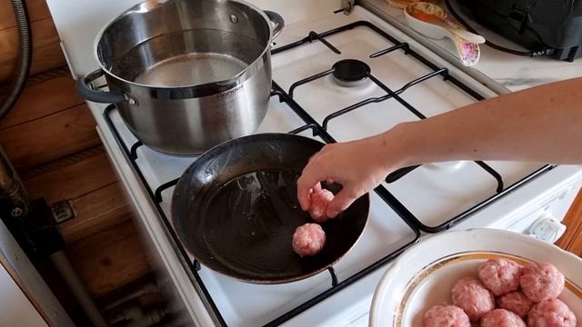 Супер быстрый СУП С ФРИКАДЕЛЬКАМИ смотреть онлайн