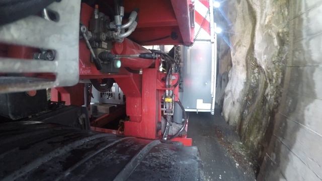 Liebherr – Reaching into the depths – Transport смотреть онлайн