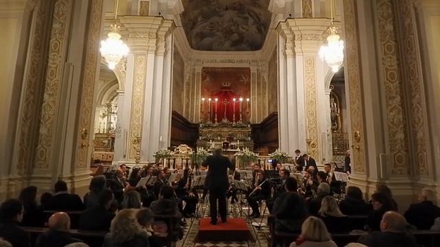 LO SCHIACCIANOCI - P. I. Tchaikovsky