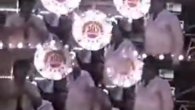 Сурен Погосян-Чем карох чсирел смотреть онлайн