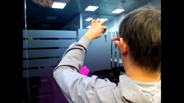 Логотип компании из пленки, оклейка матовой пленкой смотреть онлайн