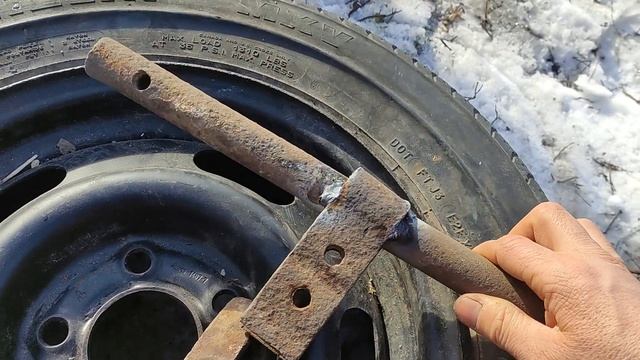 Приспособление для шиномонтажа. Снятие корта с диска смотреть онлайн