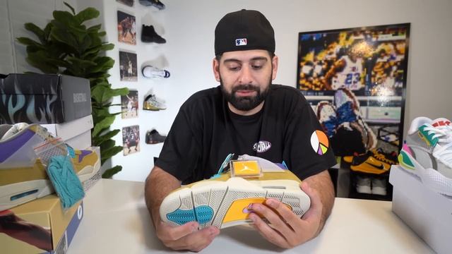 $24 WALMART FOAM RUNNER vs $300 YEEZY FOAM RUNNER (WORTH THE PRICE?) смотреть онлайн