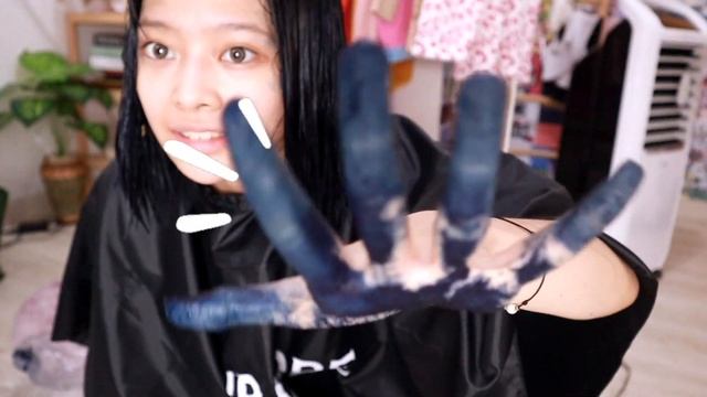 MAKE MY HAIR DARKER: a ✨dramatic✨ hair transformation #VlogWithMic смотреть онлайн