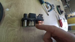 Ремонт реле свечей накала на Мерседес Спринтер своими руками на улице