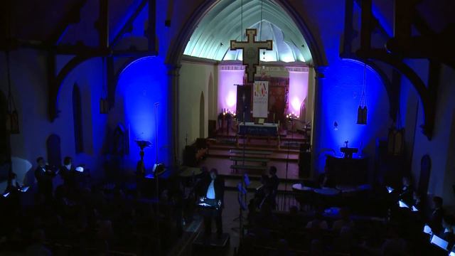 Cantus Novus performs "Lux Aurumque" by Eric Whitacre смотреть онлайн