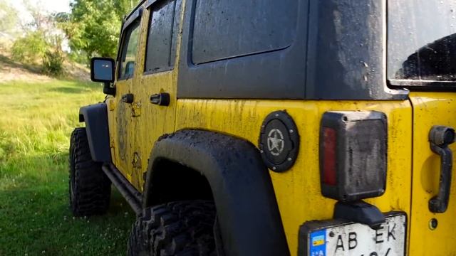 ЗАСАДИЛИ свой JEEP в вонючем болоте...Как вытащить джип из ГРЯЗИ, когда не к чему ЛЕБЕДИТЬСЯ!!! смотреть онлайн
