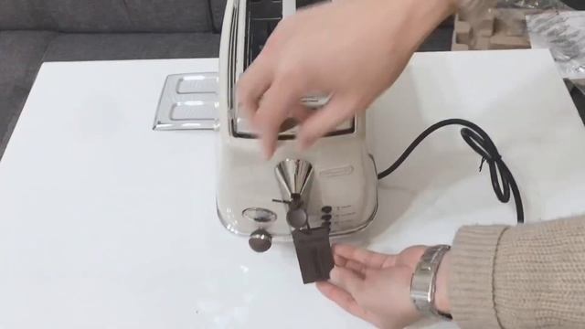 자취하는 남자의 생존기 vlog :: 드롱기 토스트기 언박싱 리뷰, 홈 카페, cafe, 브이로그 смотреть онлайн