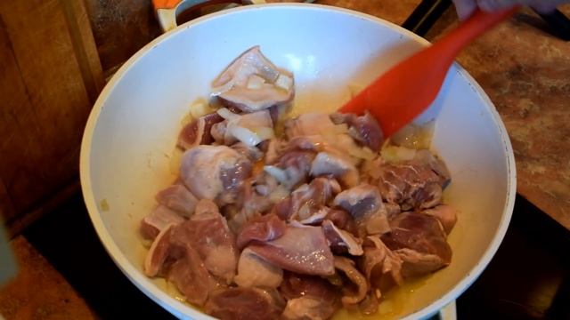 Русская кухня / Томлёная гречневая каша с мясом смотреть онлайн