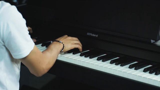 Roland RP107 смотреть онлайн