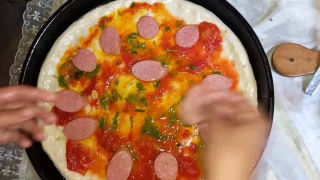 Уйда бор масалликлардан питса таёрлаш | Приготовление пиццы из продуктов, которые есть дома смотреть онлайн