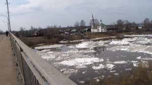 Ледоход на р.Костроме в г.Буе./17.04.2018/