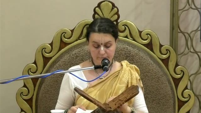 Эканта Чаранани деви даси - 2022.08.22 - БГ 9.4 смотреть онлайн