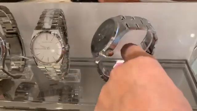 Y235 На ЧАСЫ экстраскидки 30%. ARMANI, MICHAEL KORS, FOSSIL, DIZEL, NIXON смотреть онлайн