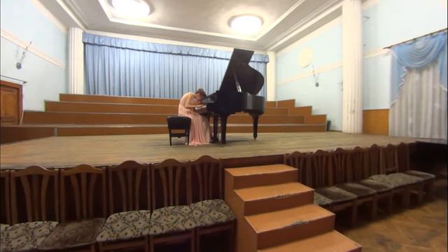 R. Schumann - Waldszenen Op.82. Р. Шуман - Лесные сцены смотреть онлайн