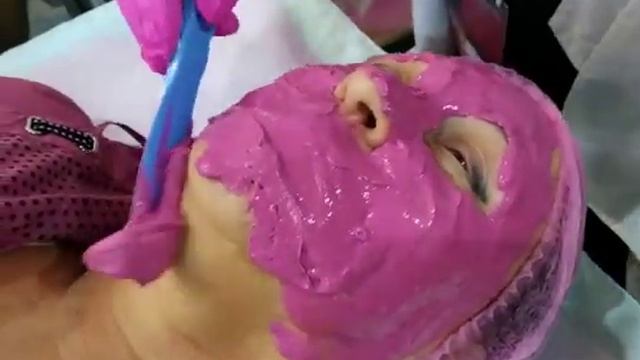 Альгинатная "живая" питательная маска с маслом и мякотью граната смотреть онлайн