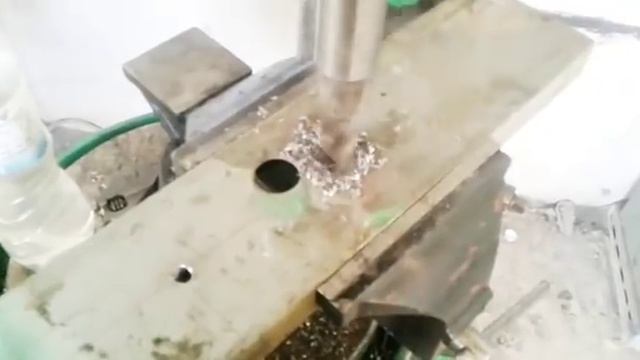 Станок для изготовления гусиной лапки.сборка часть1 смотреть онлайн