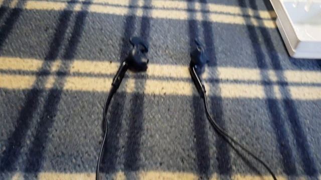 Наушники Samsung EO-EG920L смотреть онлайн