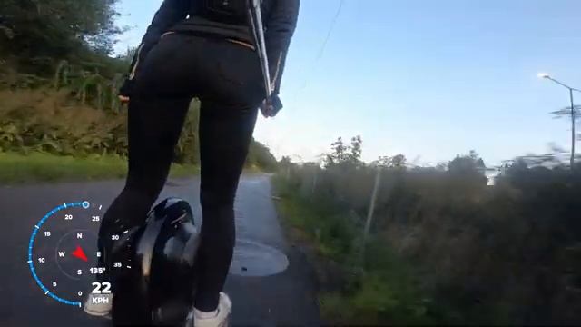 16X and Tesla Adventures - Speed tracking on the Speedway смотреть онлайн