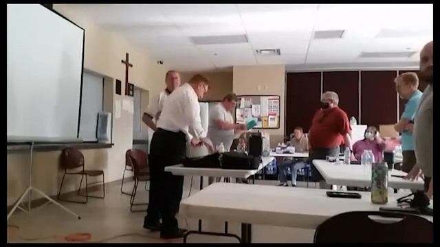 General Motors Amateur Radio Club Officers make a splash at Bay Area Amateur Radio Club Meeting смотреть онлайн