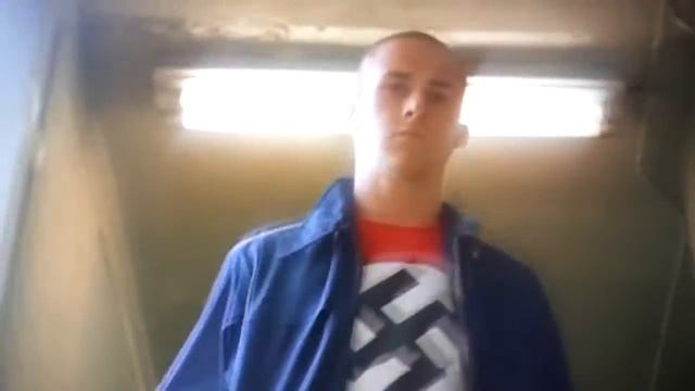 Ryan Gosling skin head смотреть онлайн